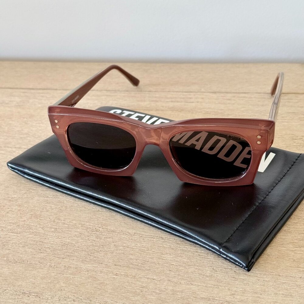 Steve Madden IZAN Sunglasses Brown